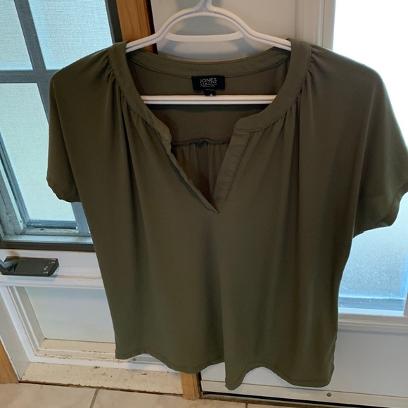 Jones New York, size L. Good condition, mid-Dark green - Picture 1 of 3